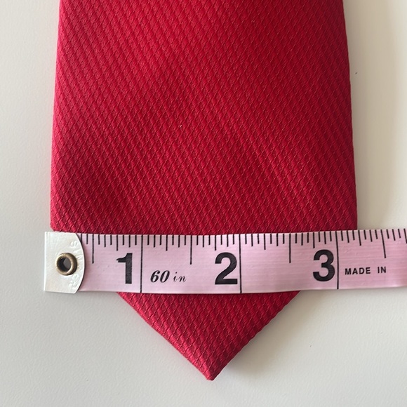 Red Textured Men’s Tie - Countess Mara - Picture 8 of 8